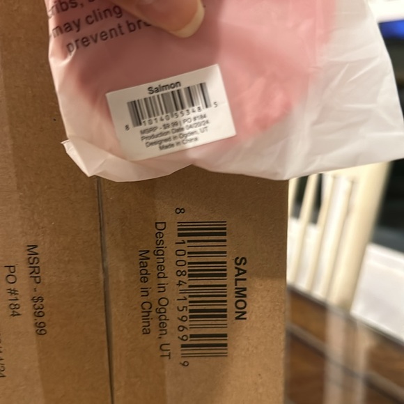 HYDROJUG Cup & Boot, NIB, Salmon, 40oz Traveler & matching boot, New in box. - Picture 9 of 9